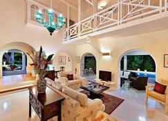 Luxury Villa On Exclusive Sandy Lane Estate - World Class Beach Facilities - Sunset Crest - Living room