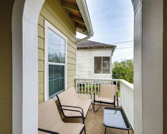 Cozy Vicksburg Home with Patio about 1 Mi to Riverfront! - Vicksburg - Balcony