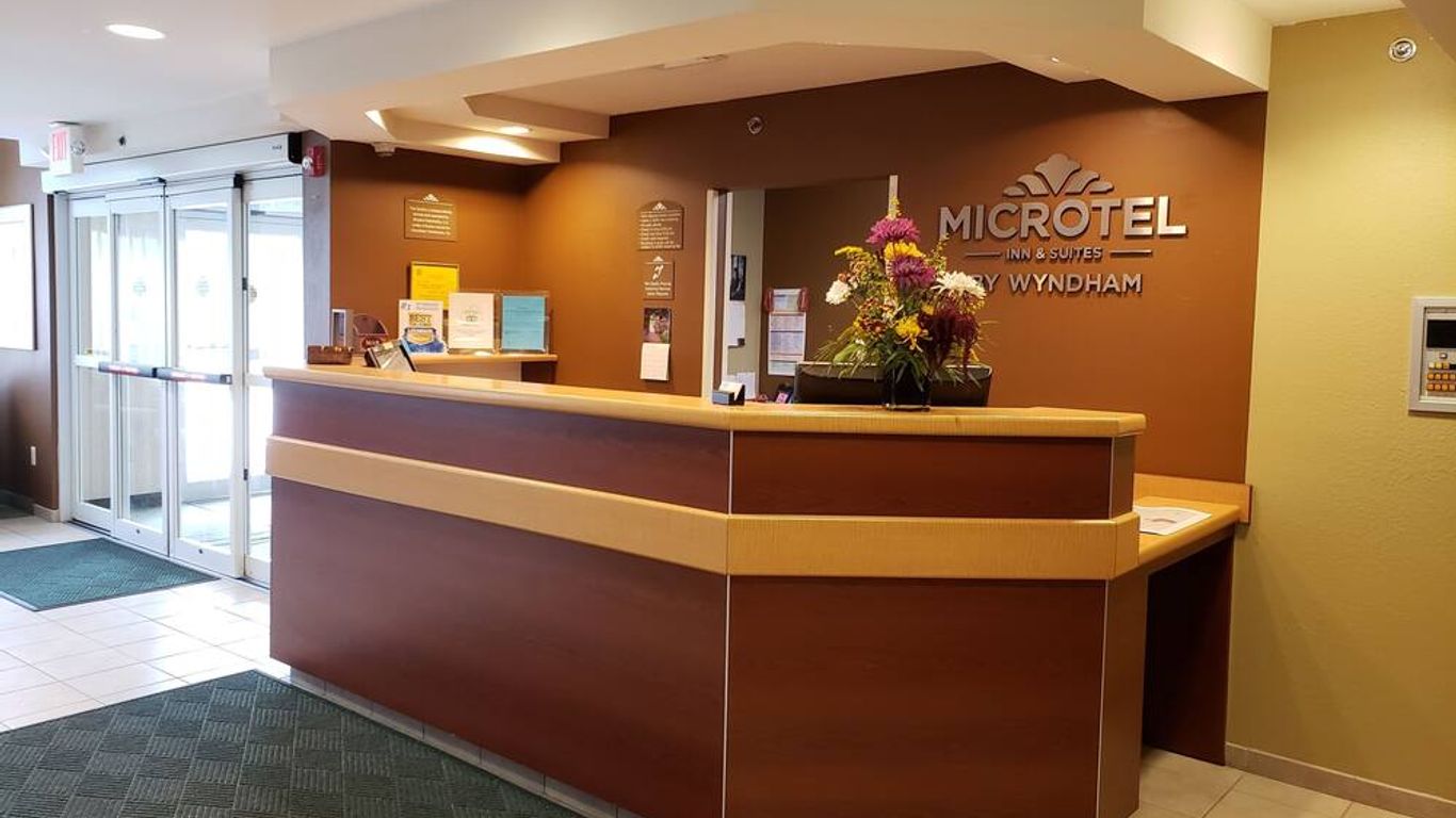 Microtel Inn & Suites by Wyndham Dover