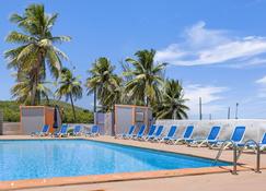 Not only you have a view condo - Christiansted - Piscina