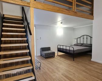 Arava Hostel - Eilat - Portaat