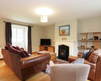 Dunnottar Woods Cottage - Stonehaven - Living room
