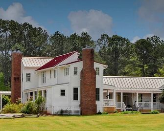 Country Accommodation on an 100-Acre Farm near Atlanta, Georgia - Madison - Edificio