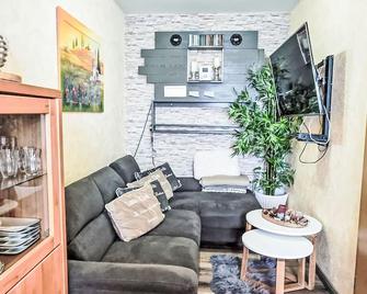 Bocksbergperle 1 by Interhome - Hahnenklee - Sala de estar