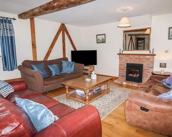 The Barn - Ellesmere - Sala de estar