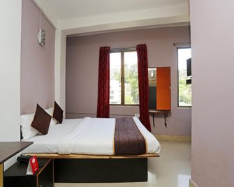 Hotel O Am Bed And Breakfast - Shillong - Habitación