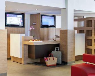 Ibis Berlin Dreilinden - Kleinmachnow - Rezeption