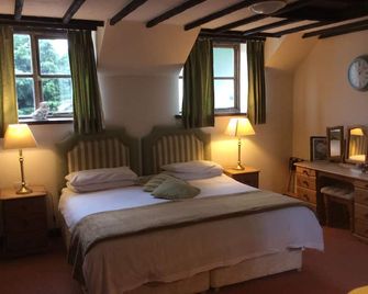 The Hunters Moon - Sherborne - Sovrum
