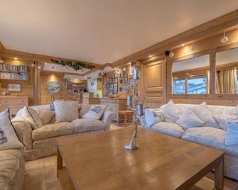Superbe Chalet Hypercentre Courchevel la Tania - Salins-Fontaine - Living room
