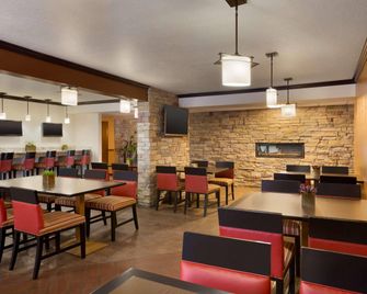 Park Inn by Radisson Salt Lake City - Midvale - Midvale - Dining room