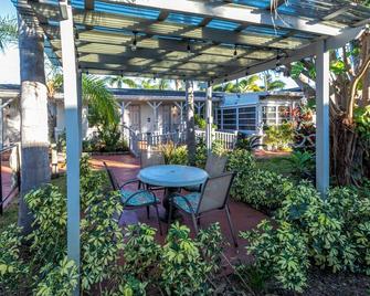 Richard's Motel Extended Stay - Hallandale Beach - Patio