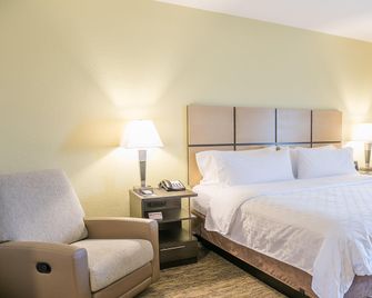 Candlewood Suites Bay City By IHG - Bay City - Habitación