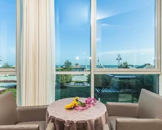 聖喬治奧飯店 - 切塞納蒂科 - 陽台