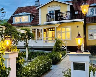 Kivikstrand Badhotell - Kivik - Bygning