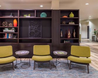 Holiday Inn & Suites Dallas-Addison By IHG - Addison - Budova