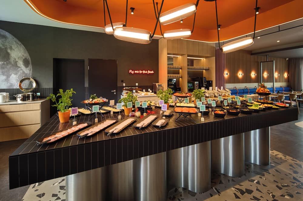DeSilva Inn Katowice Airport - Pyrzowice - Buffet