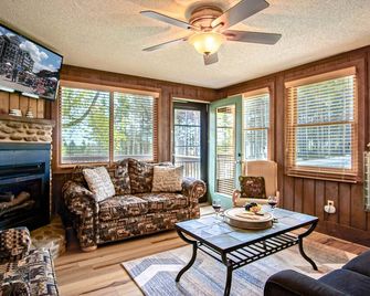 Tree Top 19, Snowpeak 2 Bedroom Spectacular Townhome Slope Side - Snowshoe - Sala de estar