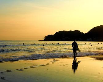 Zen Vague - Hostel - קאמאקורה