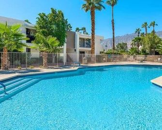 Diamond in the Desert Palm Springs - Palm Springs - Pool