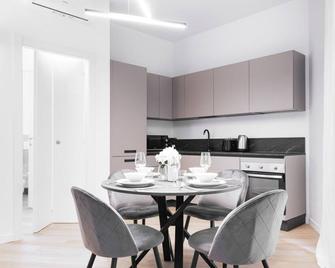 Easylife - Bellissimo appartamento con terrazzo - Milano - Sala pranzo
