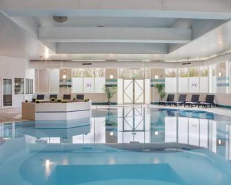 Mercure Daventry Court Hotel - Daventry - Pool
