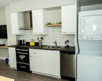 Your home away from home - Edmundston - Kitchen