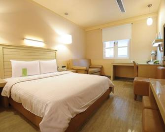 Kindness Hotel - Jhong Jheng - Kaohsiung City - Bedroom