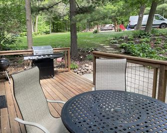 Recent cancellation! July 5-11 now available! Enjoy peaceful Miller Lake! - Brainerd - Balkon