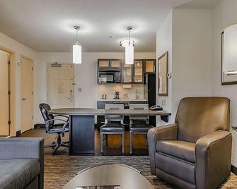 Prime Location! Free Parking, Pets Allowed, Minutes to Battleship New Jersey - Mount Laurel - Küche
