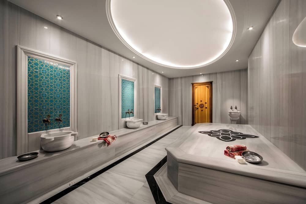 Lionel Hotel Istanbul thumbnail 3