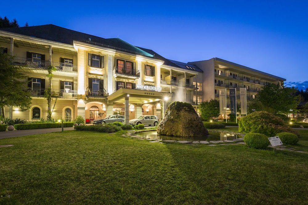 Hotel Warmbaderhof - Villach - Building