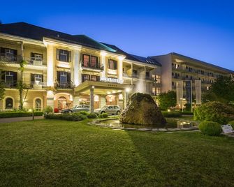 沃姆巴德霍夫酒店 - 菲拉赫 - 建築