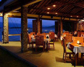Cocotinos Sekotong Lombok - Sekotong Barat - Restaurante
