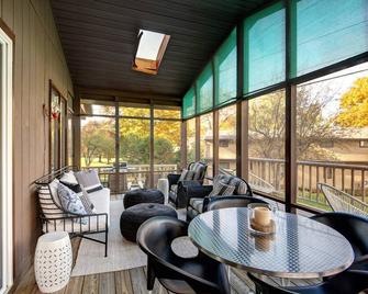 Spacious, Remodeled, Pet Friendly, Owasco Lake - Auburn - Balkon