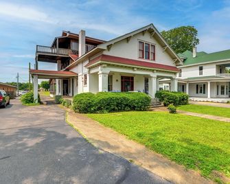 Walk To Lawrenceburg Square Home For Lar - Lawrenceburg - Edificio