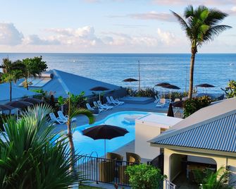 Hotel Exsel Victoria - Saint-Pierre