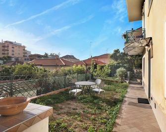 Santa Lucia - Imperia - Balkon