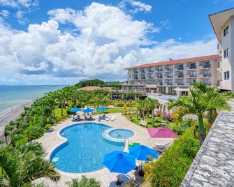 Grandvrioresort Ishigakijima Ocean's Wing & Villa Garden - אישיגאקי - בריכה