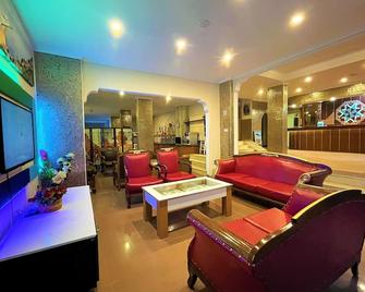 Select Suite & Apart Hotel - Alanya - Lounge