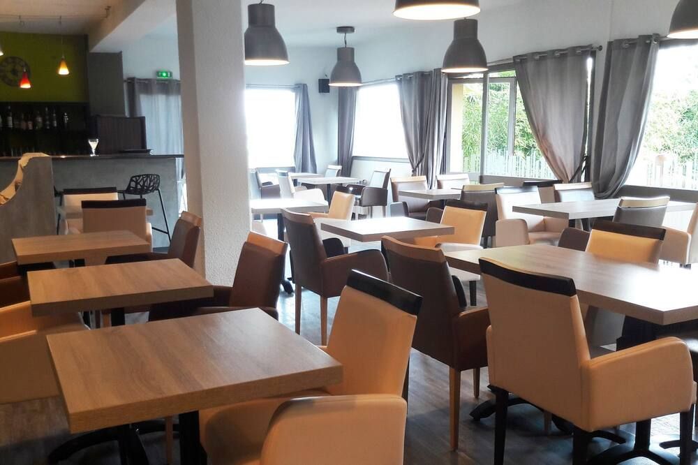 Atoll Hotel Logis Angers, Beaucouzé thumbnail 2