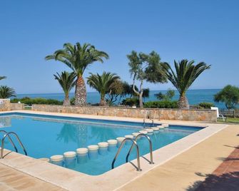 Hotel Sancho III - Alcossebre - Basen