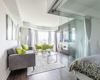 جلوبالستاي تشارمينج يوركفيل كوندوس - تورونتو - غرفة معيشة