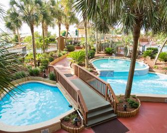 Oceanfront Suite w/Amazing View + Official On-Site Rental Privileges - North Myrtle Beach - Pool