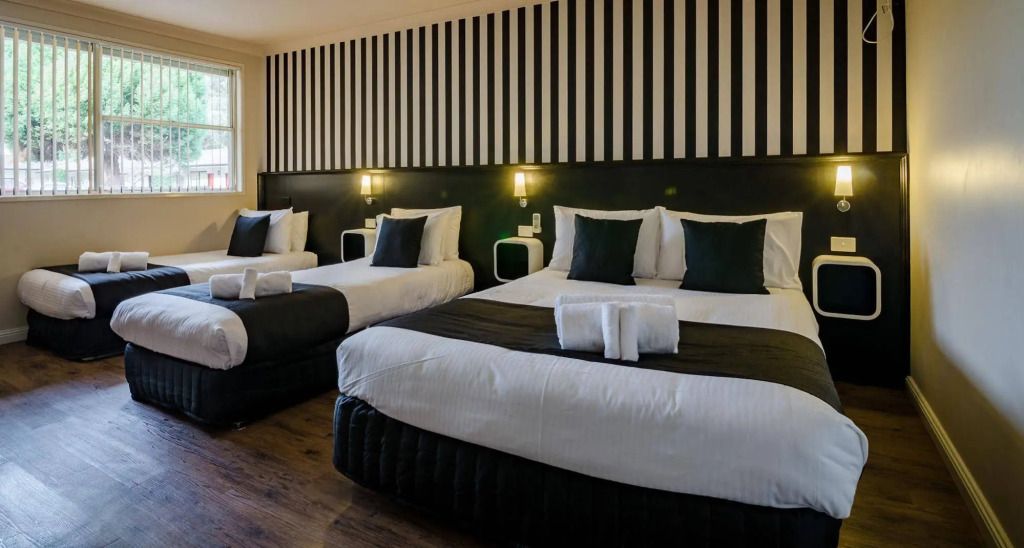 بوندانوون كانتري إن موتل