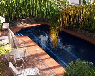 Francis Phillip Motor Inn and The Lodge - Singleton - Pool