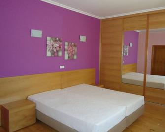 Hotel Encostas de Nantes - Chaves - Schlafzimmer