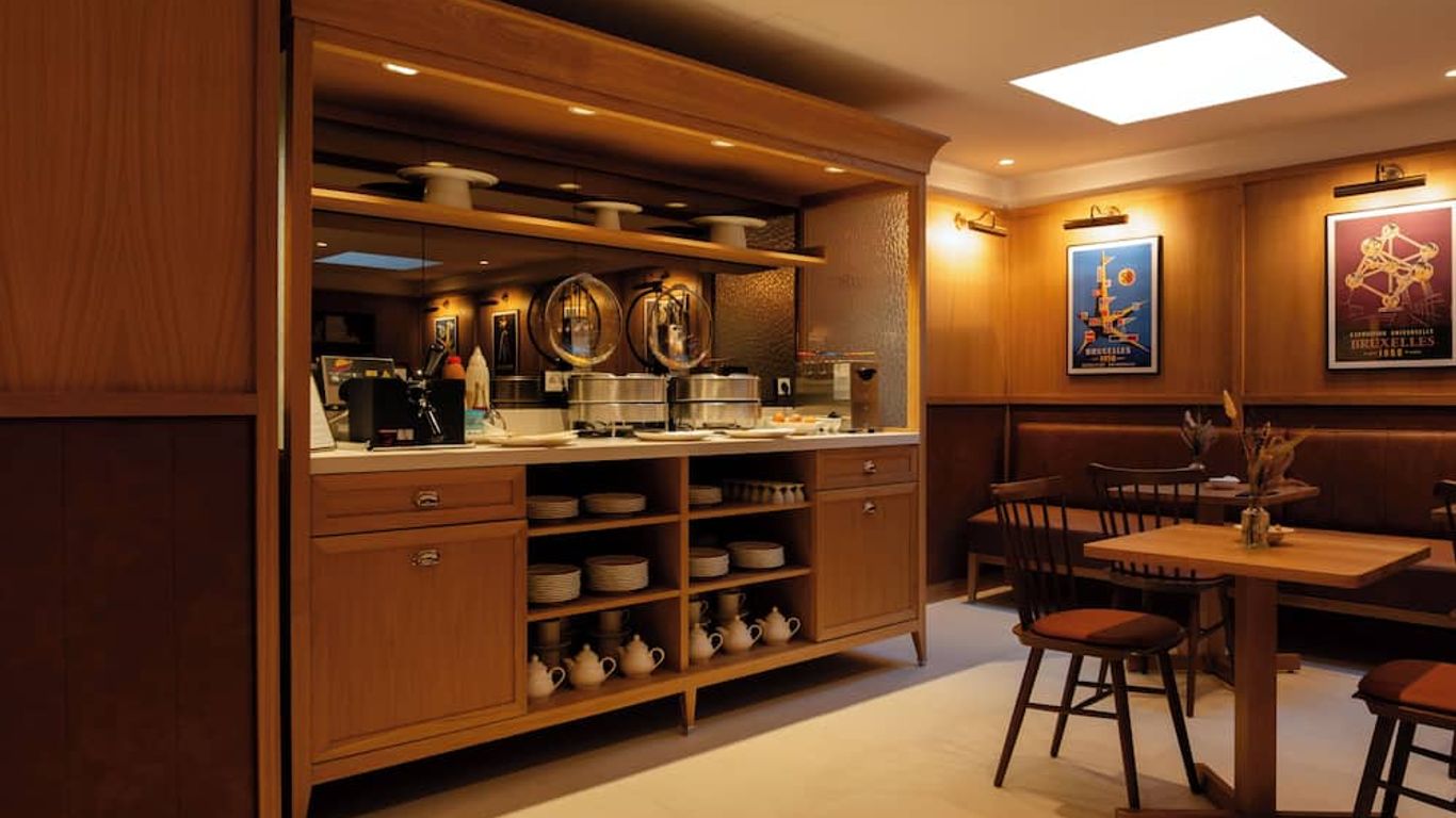 9 هوتل تشيلتون