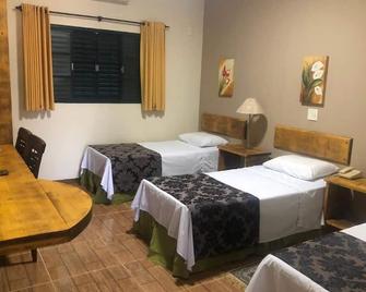 Maria Plaza Hotel - Araçatuba - Schlafzimmer