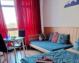Ferienapartment-Leipzig-Plagwitz - Leipzig - Wohnzimmer