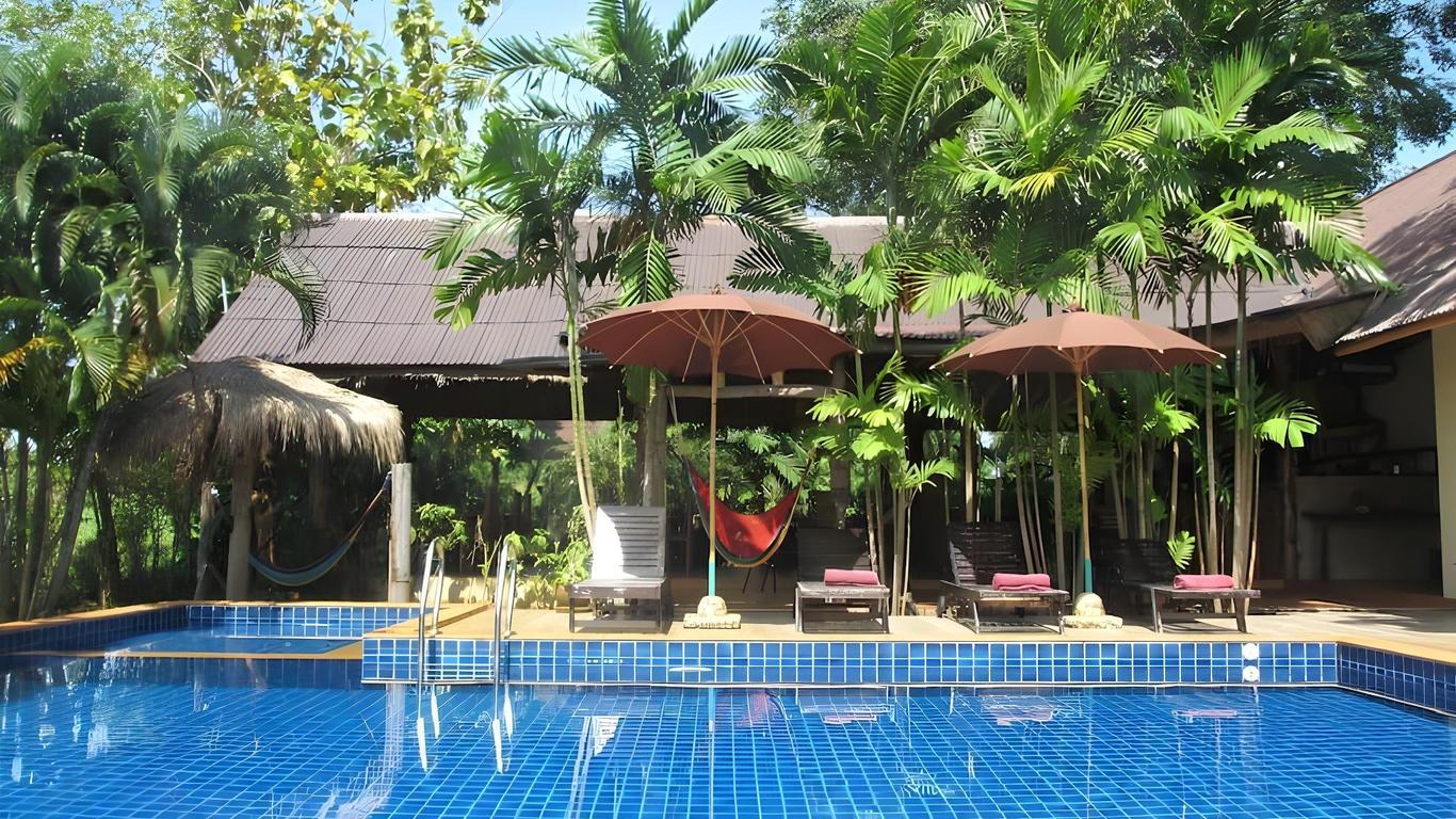 Bamboo Hideaway Resort